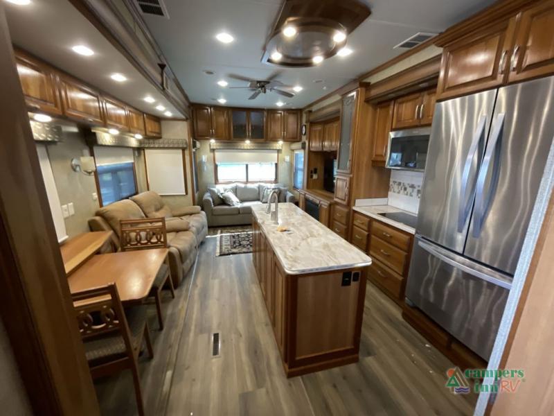 RV listing image