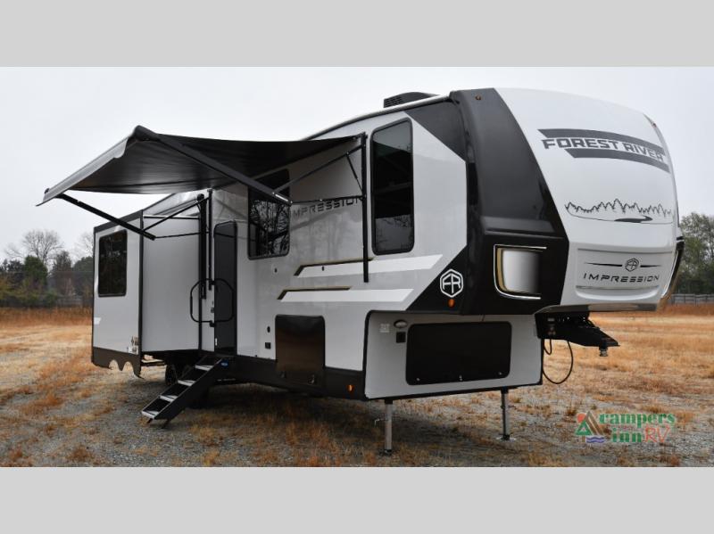 RV listing image