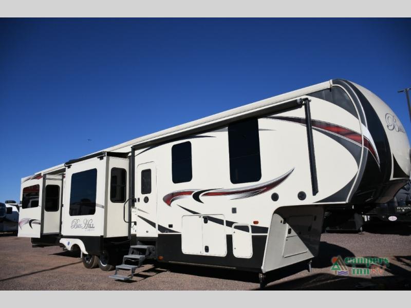 RV listing image
