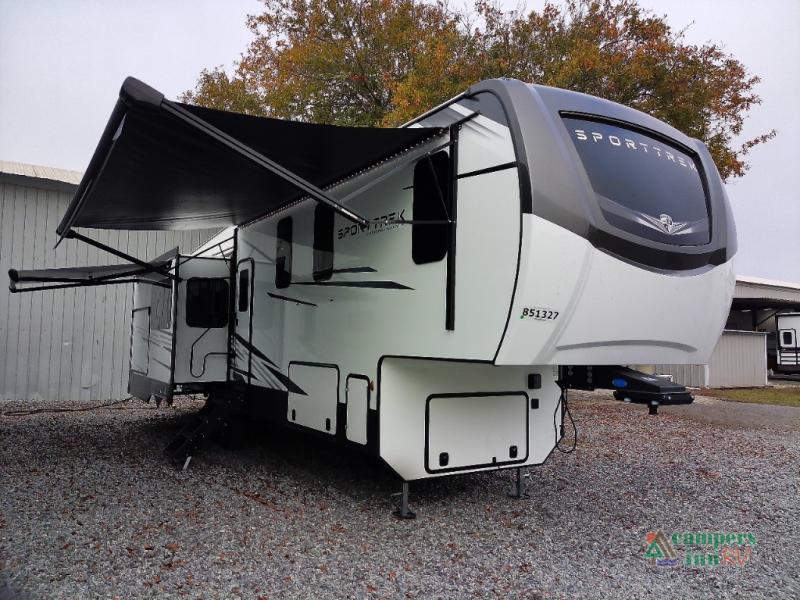 RV listing image