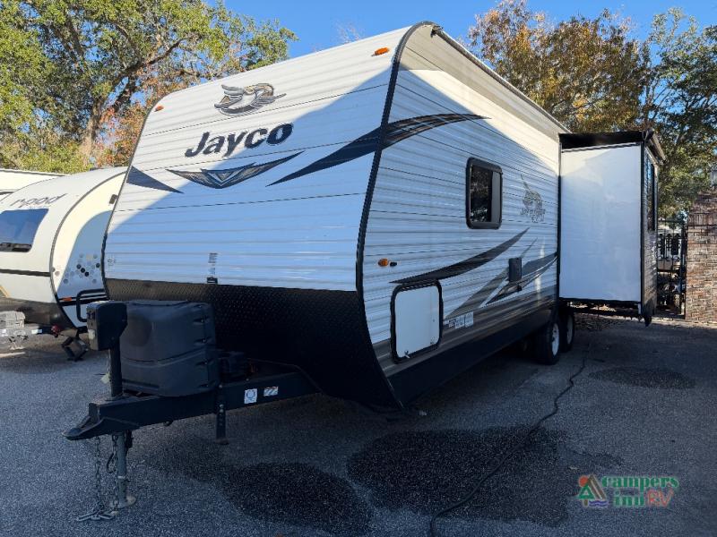 RV listing image