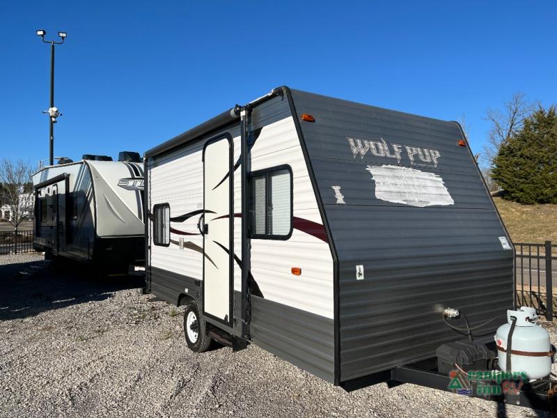 RV listing image
