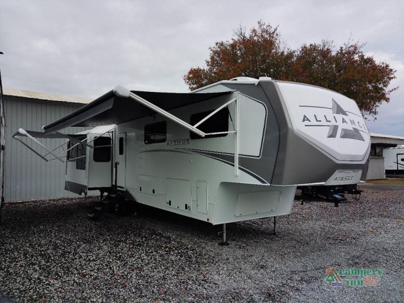 RV listing image