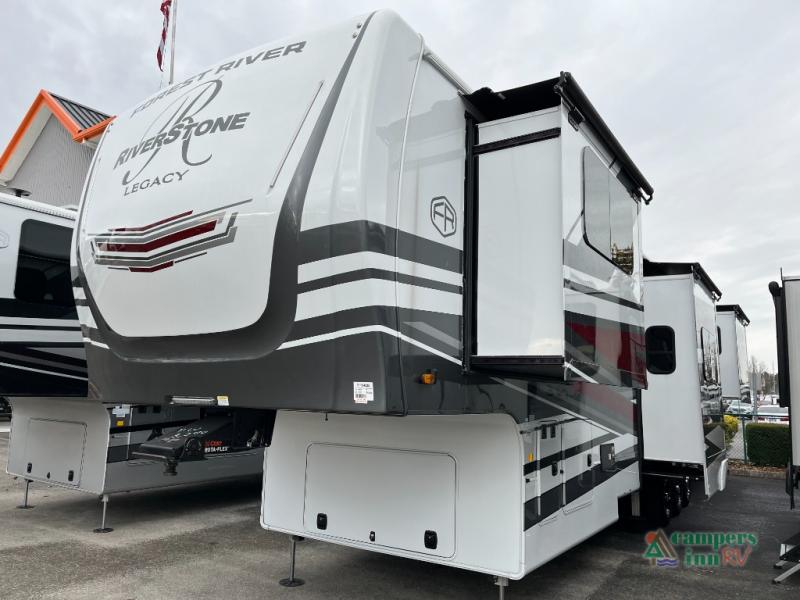RV listing image