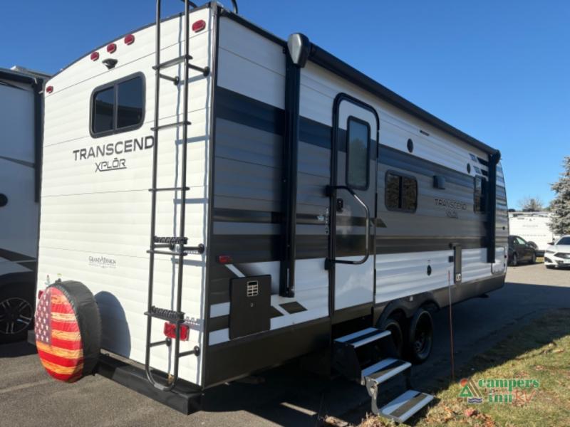 RV listing image