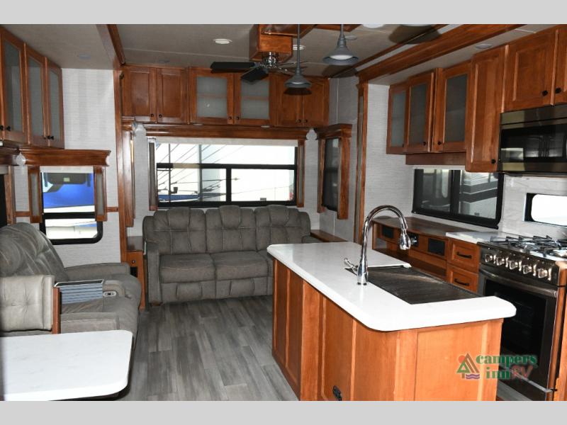 RV listing image