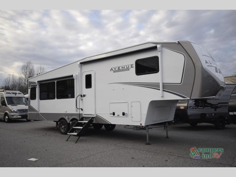 RV listing image