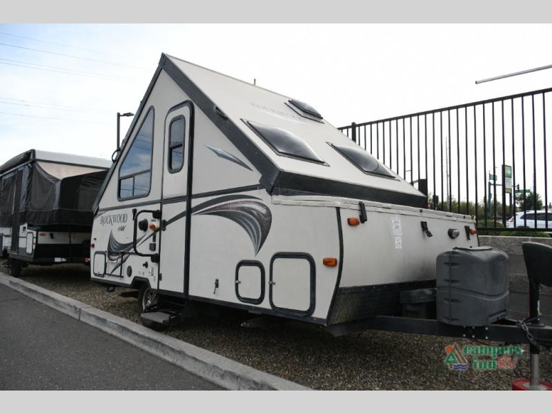 RV listing image