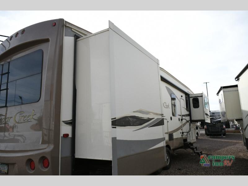 RV listing image