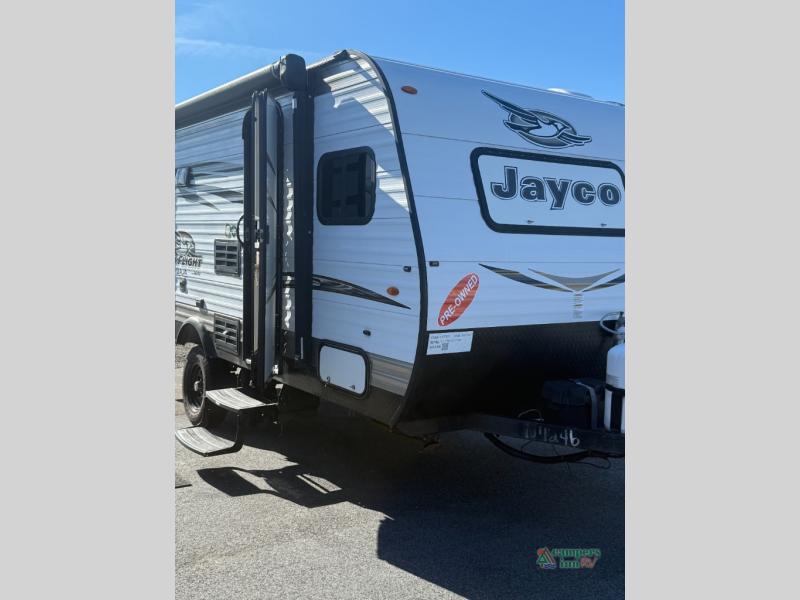 RV listing image