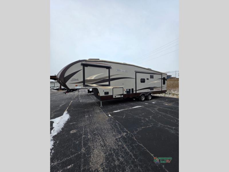 RV listing image