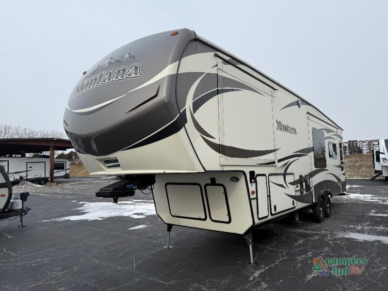 RV listing image