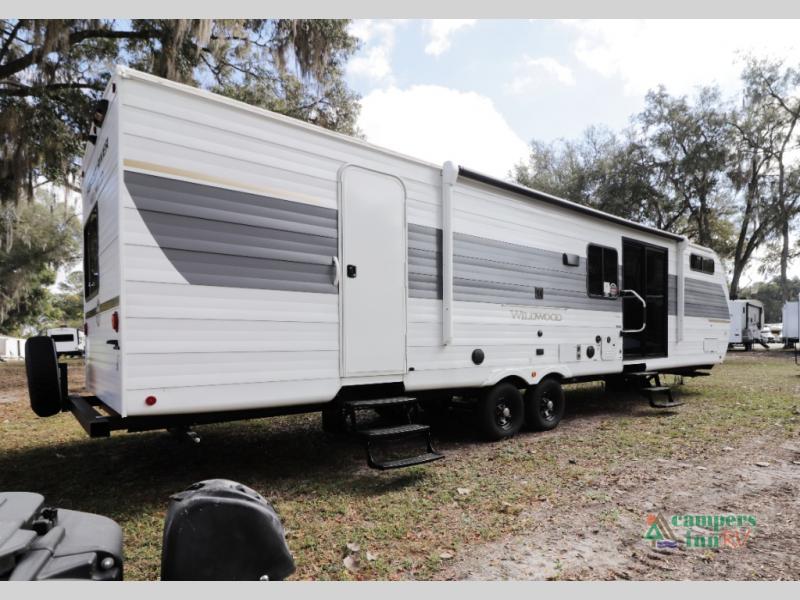 RV listing image
