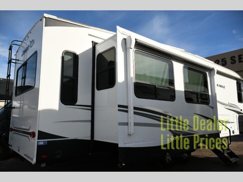 RV listing image