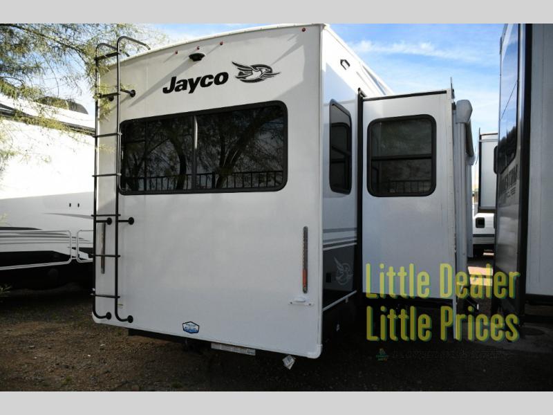RV listing image