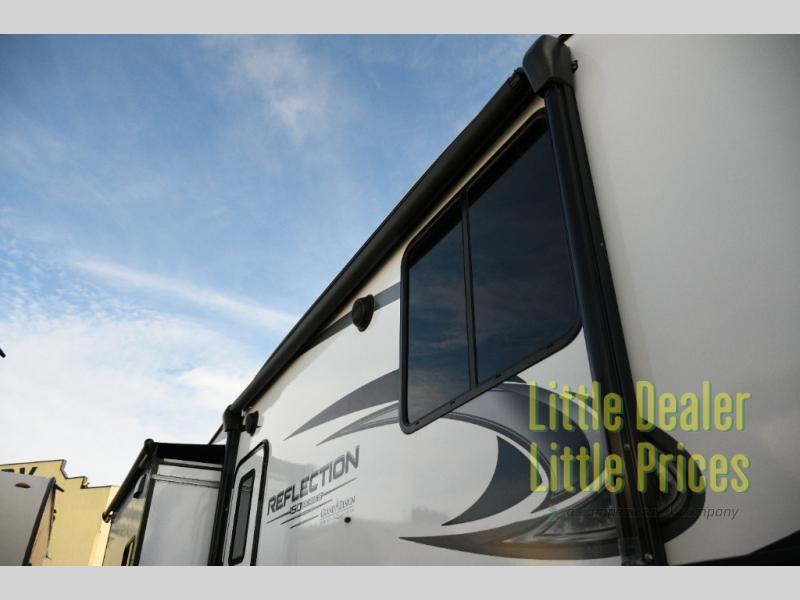 RV listing image