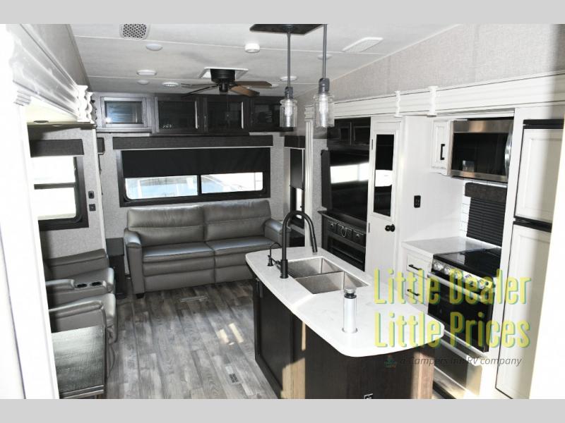 RV listing image
