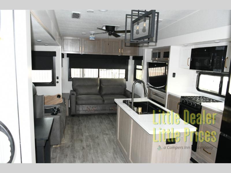 RV listing image