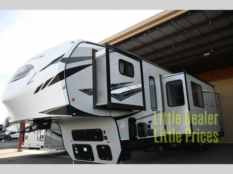 RV listing image