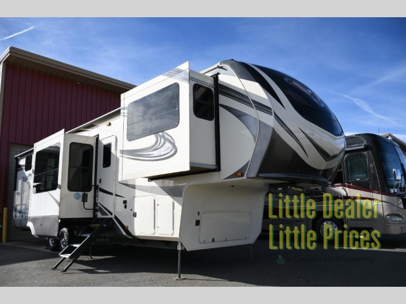 RV listing image