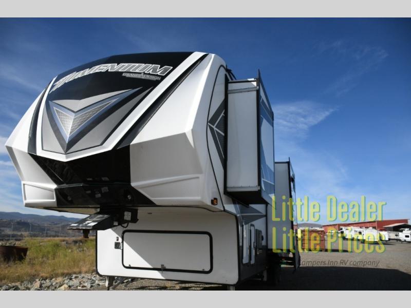 RV listing image