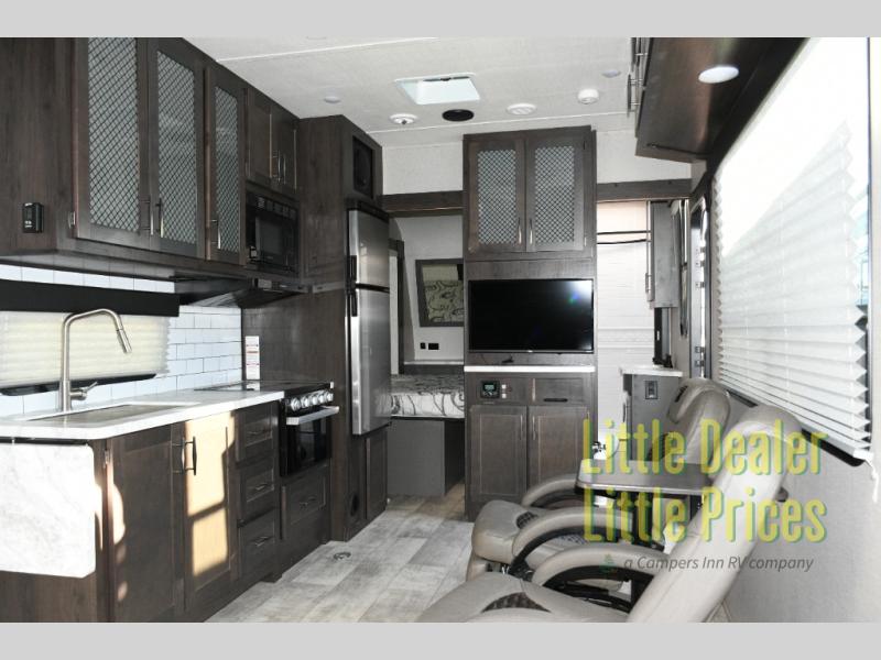 RV listing image