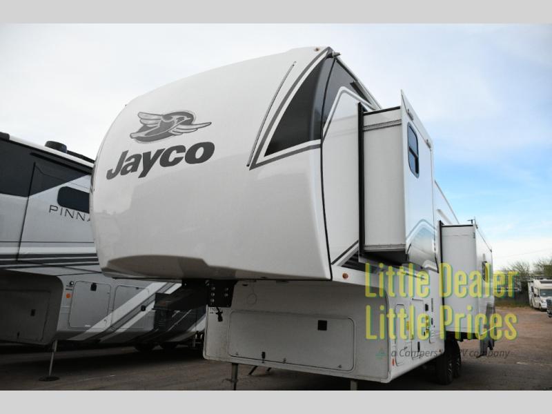 RV listing image