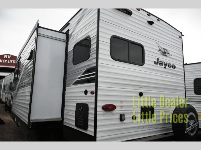 RV listing image