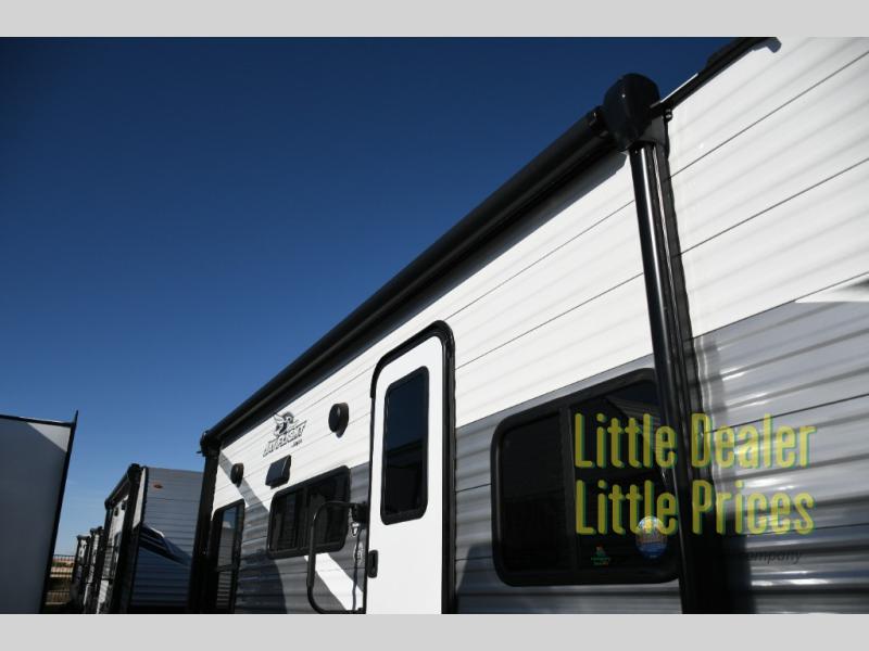 RV listing image