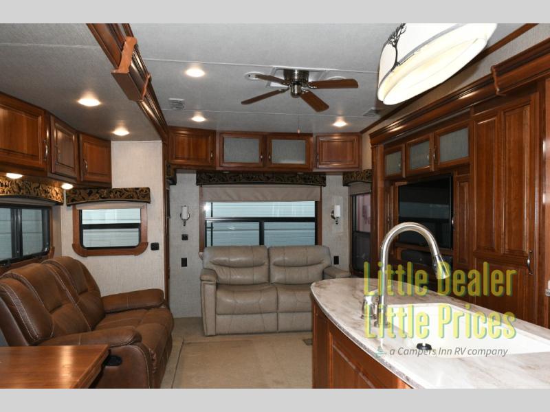 RV listing image