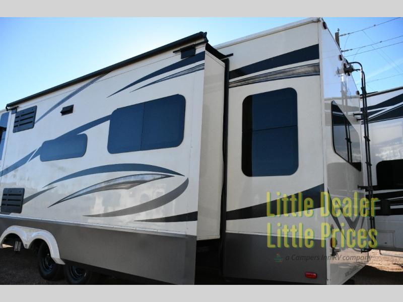RV listing image