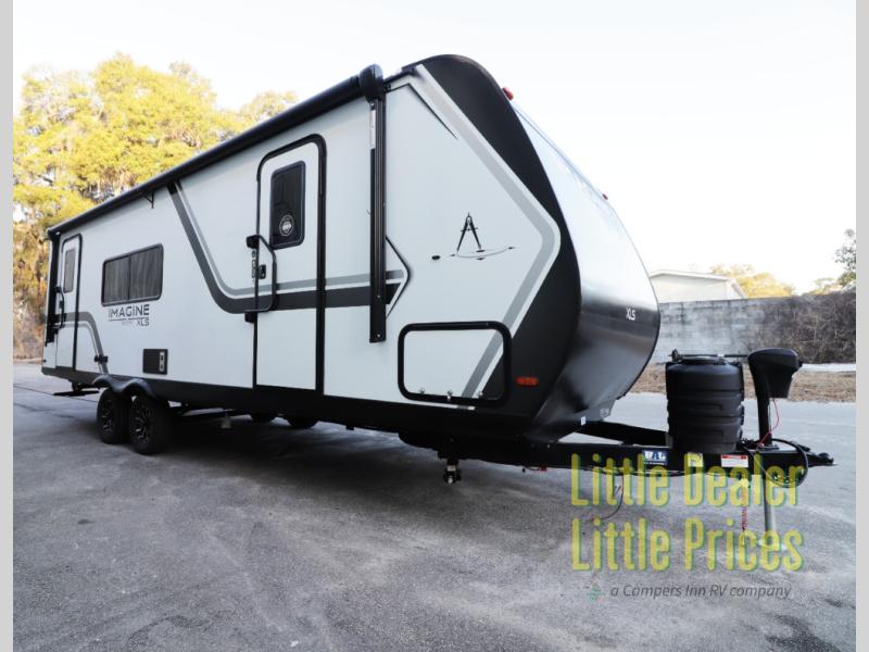 RV listing image