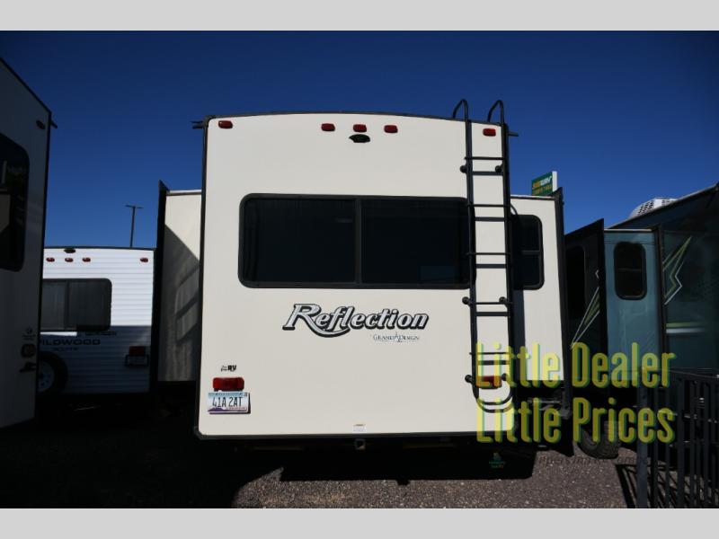 RV listing image