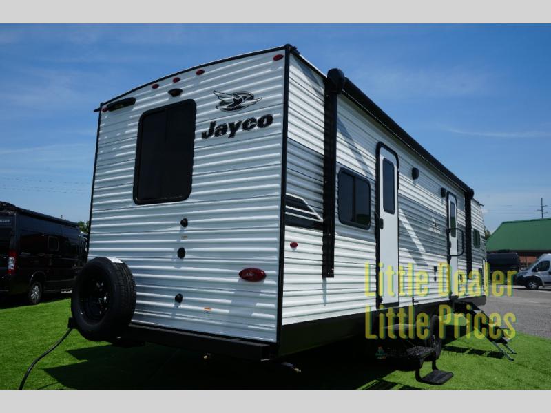 RV listing image