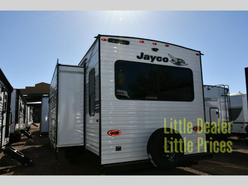 RV listing image