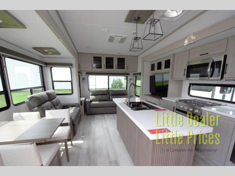 RV listing image