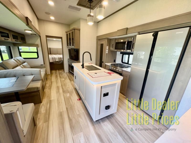 RV listing image