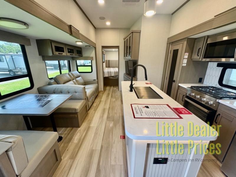 RV listing image