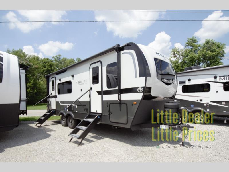 RV listing image