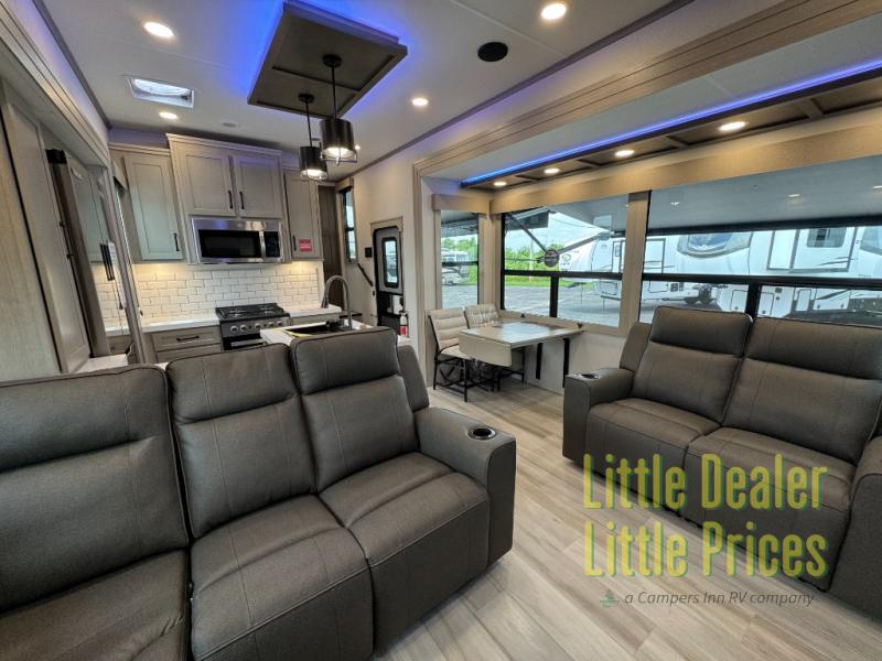 RV listing image