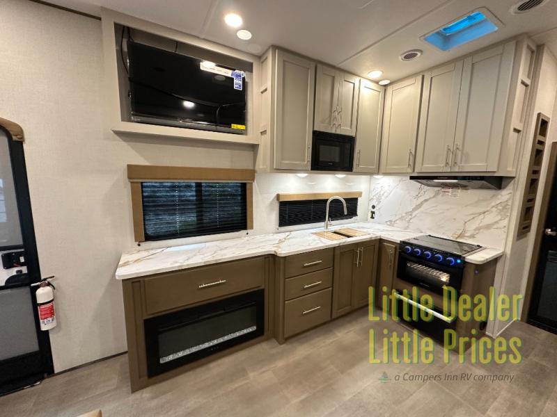 RV listing image