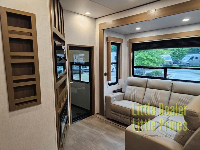 RV listing image