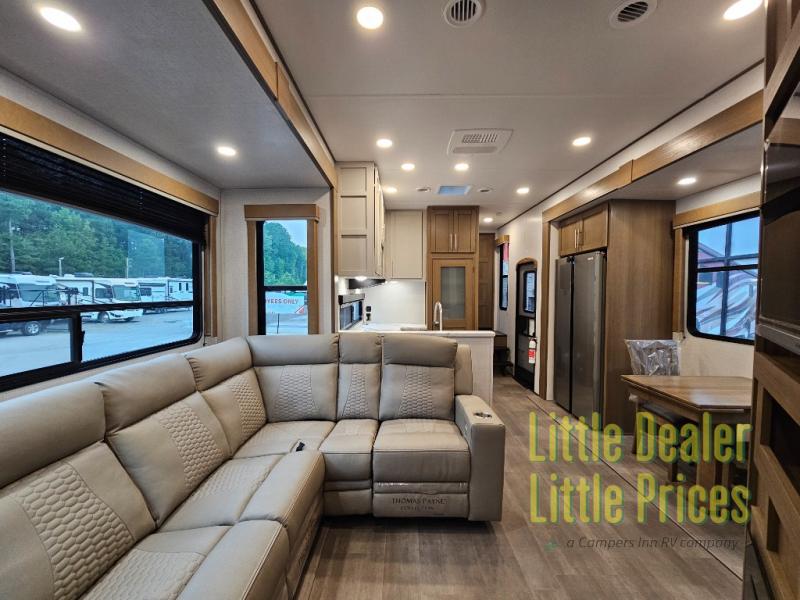 RV listing image