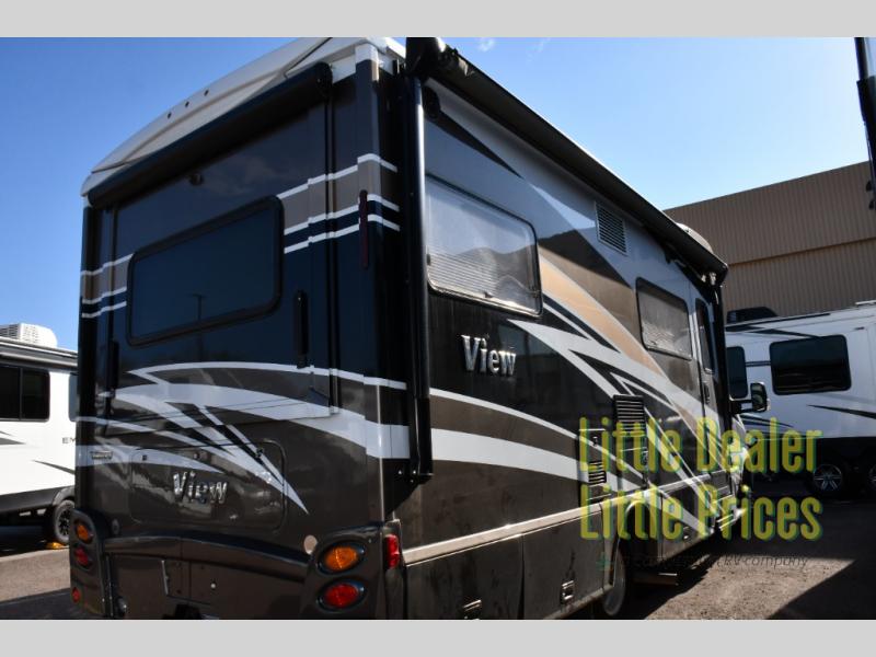 RV listing image