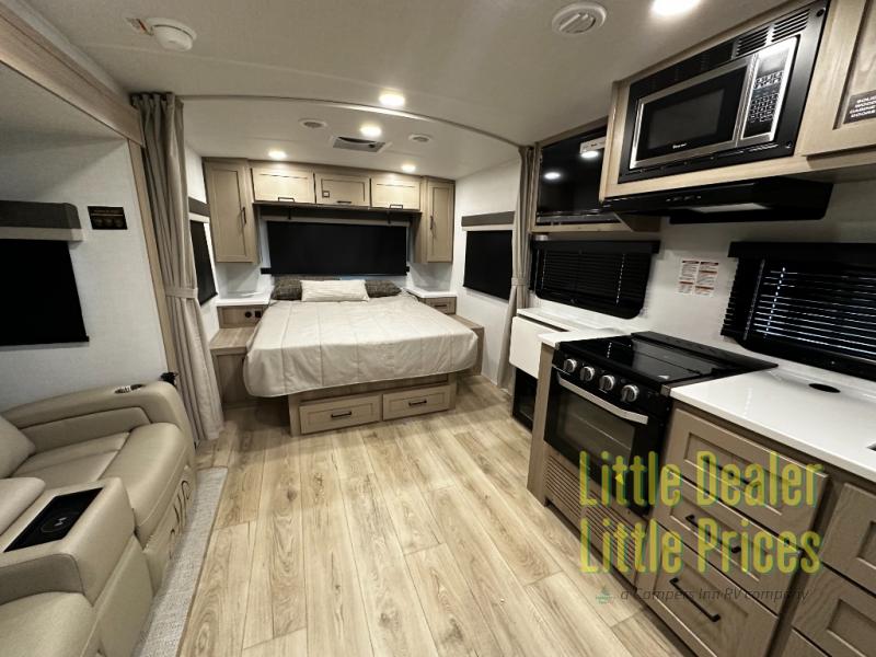 RV listing image