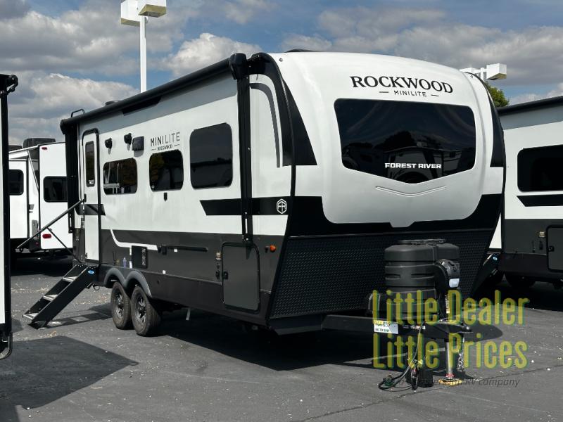 RV listing image