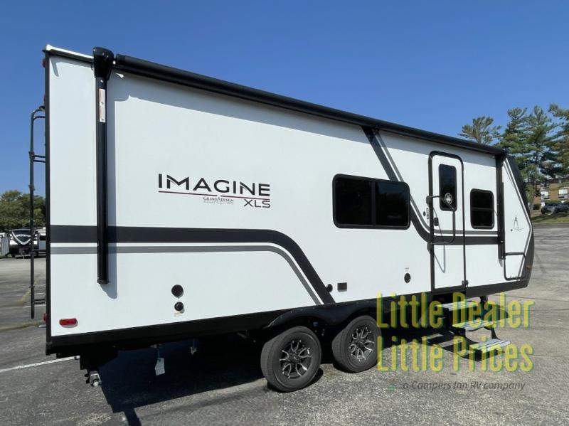 RV listing image