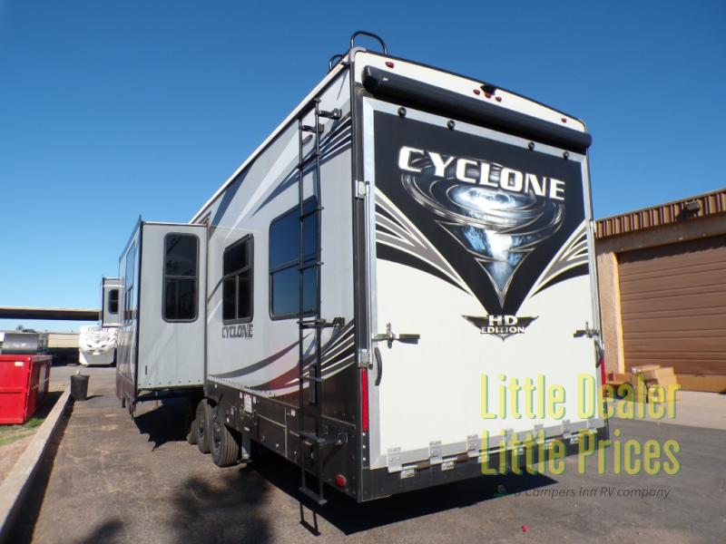 RV listing image