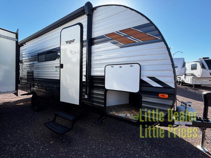 RV listing image