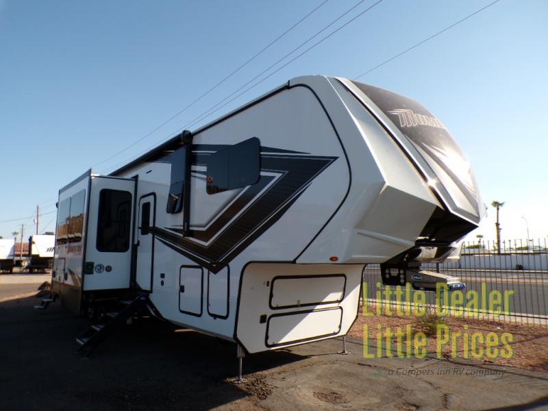 Grand Design RV Momentum M-Class Image